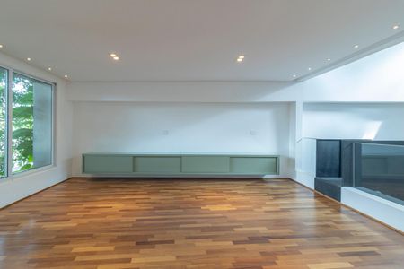 Casa para alugar com 300m², 3 quartos e 2 vagas Casa para alugar com 300m², 3 quartos e 2 vagasPiso Superior Edicula