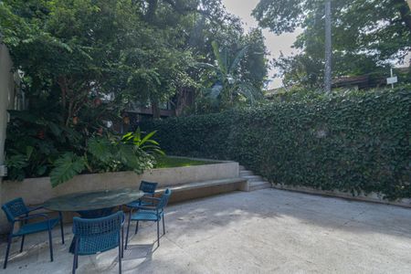 Casa para alugar com 300m², 3 quartos e 2 vagas Casa para alugar com 300m², 3 quartos e 2 vagasQuintal