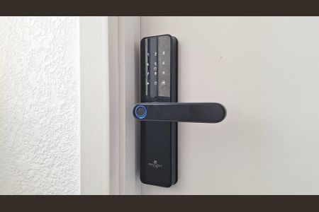 Apartamento à venda com 31m², 2 quartos e sem vaga Apartamento à venda com 31m², 2 quartos e sem vagaFechadura eletrônica