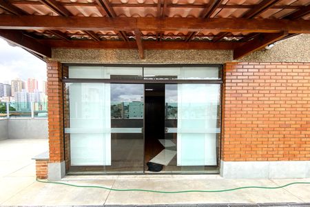 Apartamento à venda com 188m², 5 quartos e 2 vagas Apartamento à venda com 188m², 5 quartos e 2 vagasCobertura