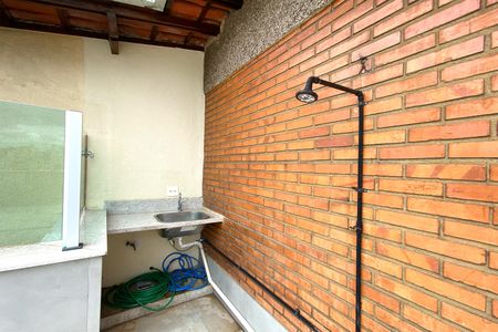 Apartamento à venda com 188m², 5 quartos e 2 vagas Apartamento à venda com 188m², 5 quartos e 2 vagasServiço Cobertura