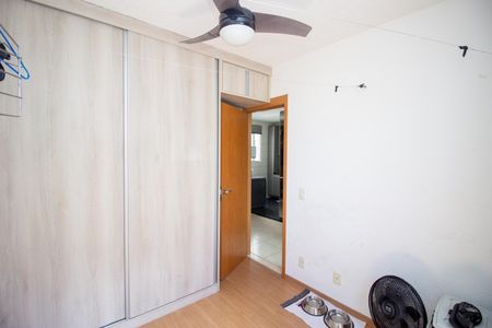 Quarto 2 de apartamento para alugar com 2 quartos, 45m² em Chacaras Reunidas Santa Terezinha, Contagem
