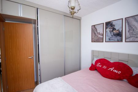 Quarto 1 de apartamento para alugar com 2 quartos, 45m² em Chacaras Reunidas Santa Terezinha, Contagem