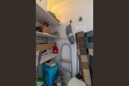 Apartamento à venda com 110m², 3 quartos e 2 vagasBANHEIRO DA ÁREA DE SERVIÇO