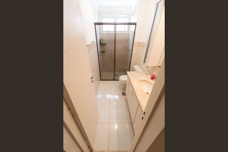 Apartamento à venda com 110m², 3 quartos e 2 vagasBANHEIRO DA SUITE