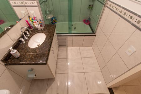 Apartamento à venda com 110m², 3 quartos e 2 vagasBANHEIRO SOCIAL