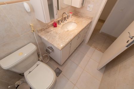 Apartamento à venda com 110m², 3 quartos e 2 vagasBANHEIRO DA SUITE