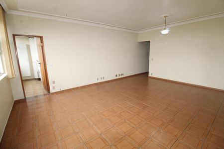 Apartamento para alugar com 128m², 3 quartos e 1 vagaSala