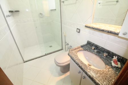 Banheiro de apartamento para alugar com 3 quartos, 128m² em Jardim Bela Vista, São José dos Campos