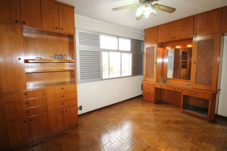 Apartamento para alugar com 128m², 3 quartos e 1 vagaSuíte