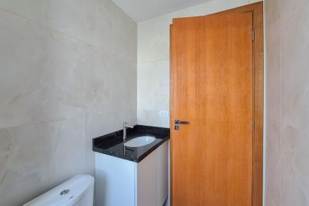 Apartamento para alugar com 70m², 3 quartos e 1 vaga Apartamento para alugar com 70m², 3 quartos e 1 vagaBanheiro da Suíte