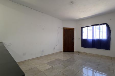 Sala de casa para alugar com 2 quartos, 75m² em Jardim Presidente Dutra, Guarulhos