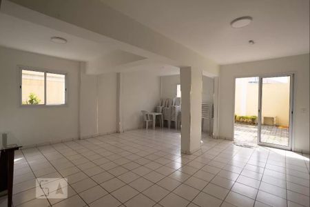 Apartamento para alugar com 54m², 2 quartos e 1 vagaÁrea comum - Salão de festas