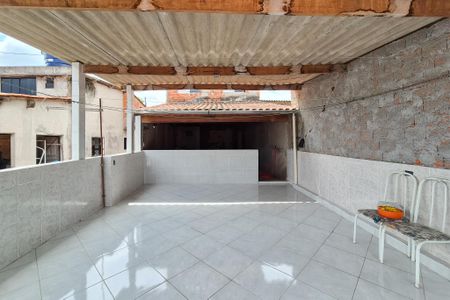 Casa à venda com 102m², 5 quartos e 2 vagasQuintal