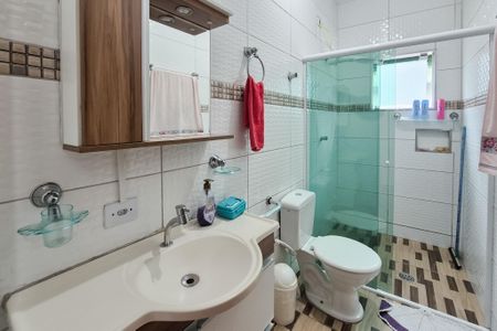 Casa à venda com 102m², 5 quartos e 2 vagasBanheiro Social    ( Casa 1 )