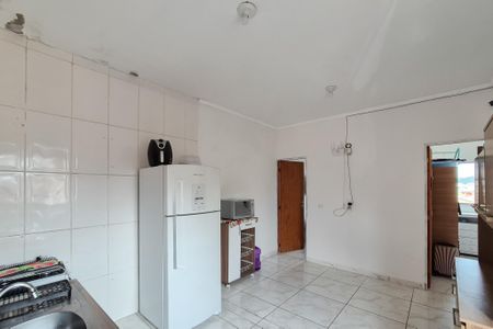 Casa à venda com 102m², 5 quartos e 2 vagassala/ cozinha   ( casa 2 )