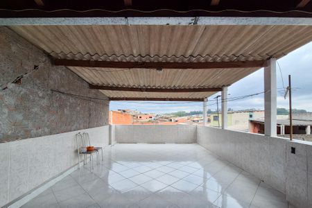 Casa à venda com 102m², 5 quartos e 2 vagasQuintal