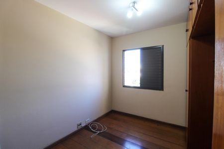 Quarto 2 de apartamento para alugar com 2 quartos, 60m² em Vila Polopoli, São Paulo