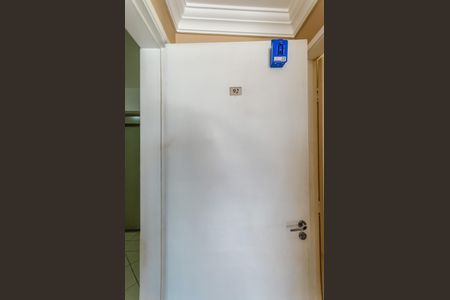 Apartamento à venda com 55m², 2 quartos e 1 vaga Apartamento à venda com 55m², 2 quartos e 1 vagaPorta