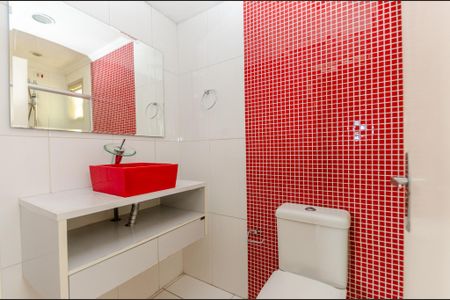 Apartamento à venda com 55m², 2 quartos e 1 vaga Apartamento à venda com 55m², 2 quartos e 1 vagaBanheiro