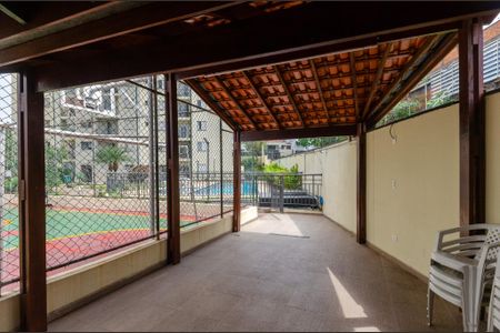 Apartamento à venda com 55m², 2 quartos e 1 vaga Apartamento à venda com 55m², 2 quartos e 1 vagaÁrea comum - Churrasqueira
