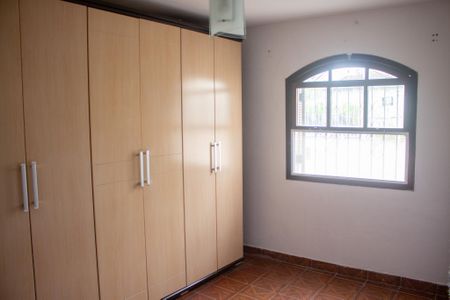 Quarto 1 de casa para alugar com 3 quartos, 200m² em Vila Zampol, Ribeirão Pires