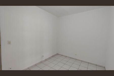 Quarto 2 de casa para alugar com 3 quartos, 150m² em Vila Júlia, Poá