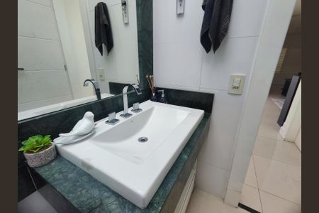 Apartamento para alugar com 420m², 4 quartos e 3 vagas Apartamento para alugar com 420m², 4 quartos e 3 vagasBanheiro Social