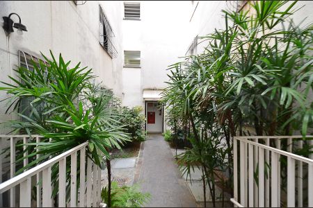 Apartamento à venda com 61m², 2 quartos e 1 vagaEntrada