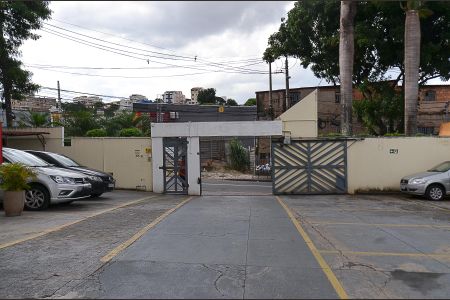 Apartamento à venda com 61m², 2 quartos e 1 vagaEntrada