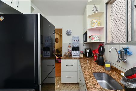 Apartamento à venda com 61m², 2 quartos e 1 vagaCozinha