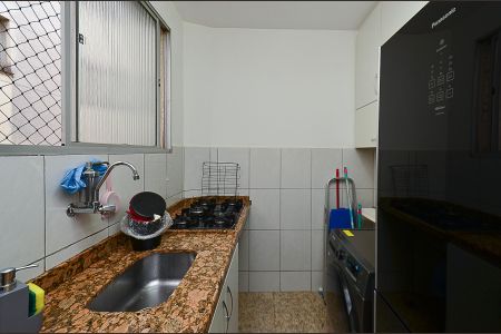 Apartamento à venda com 61m², 2 quartos e 1 vagaCozinha
