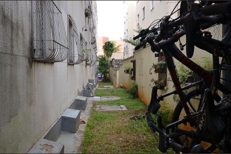 Apartamento à venda com 61m², 2 quartos e 1 vagaÁrea comum