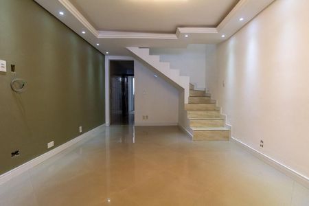 Casa à venda com 138m², 2 quartos e 1 vaga Casa à venda com 138m², 2 quartos e 1 vagaSala