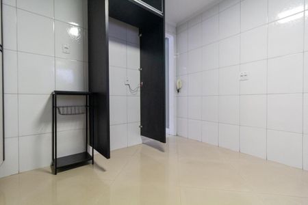 Casa à venda com 138m², 2 quartos e 1 vaga Casa à venda com 138m², 2 quartos e 1 vagaCozinha