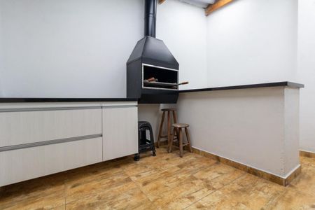 Casa à venda com 138m², 2 quartos e 1 vaga Casa à venda com 138m², 2 quartos e 1 vagaÁrea de Serviço e Churrasqueira