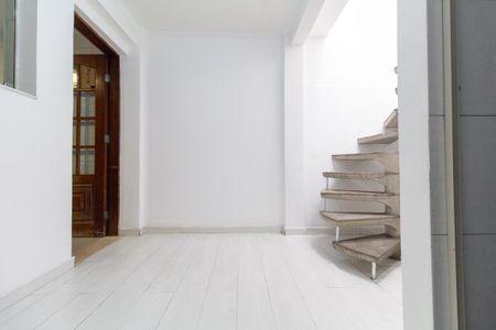 Casa à venda com 138m², 2 quartos e 1 vaga Casa à venda com 138m², 2 quartos e 1 vagaQuintal