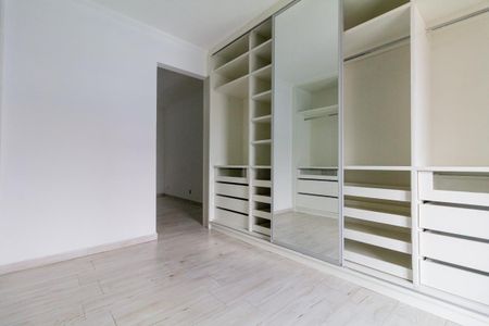 Casa à venda com 138m², 2 quartos e 1 vaga Casa à venda com 138m², 2 quartos e 1 vagaCloset