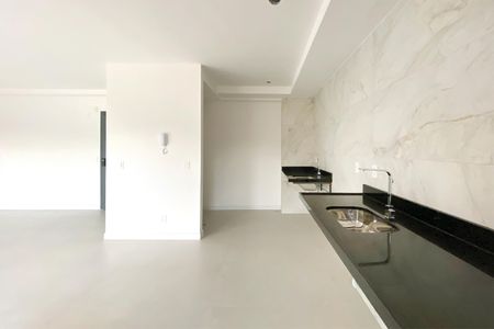 Apartamento à venda com 132m², 4 quartos e 2 vagasCozinha