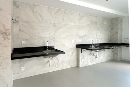 Apartamento à venda com 132m², 4 quartos e 2 vagasÁrea de Serviço