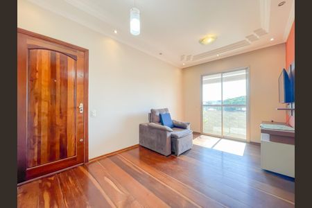 Sala de apartamento à venda com 2 quartos, 55m² em Km 18, Osasco