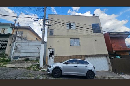 Casa à venda com 260m², 6 quartos e 3 vagas Casa à venda com 260m², 6 quartos e 3 vagasFachada principal