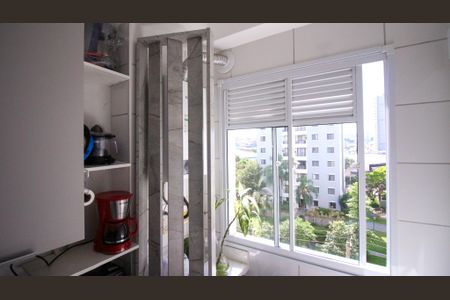 Apartamento à venda com 42m², 2 quartos e 1 vaga Apartamento à venda com 42m², 2 quartos e 1 vagaCozinha e Área de Serviço