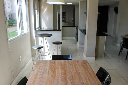 Apartamento à venda com 42m², 2 quartos e 1 vaga Apartamento à venda com 42m², 2 quartos e 1 vagaÁrea comum