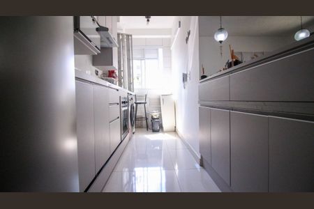 Apartamento à venda com 42m², 2 quartos e 1 vaga Apartamento à venda com 42m², 2 quartos e 1 vagaCozinha e Área de Serviço