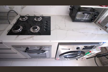 Apartamento à venda com 42m², 2 quartos e 1 vaga Apartamento à venda com 42m², 2 quartos e 1 vagaCozinha e Área de Serviço