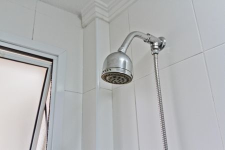 Apartamento à venda com 74m², 3 quartos e 1 vaga Apartamento à venda com 74m², 3 quartos e 1 vagaBanheiro da Suíte