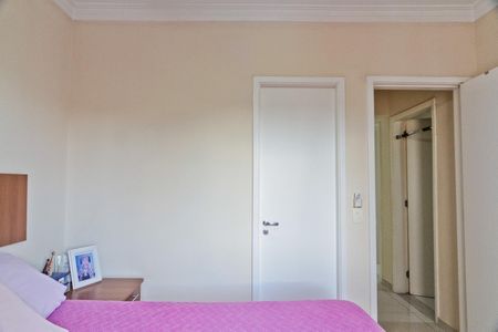 Apartamento à venda com 74m², 3 quartos e 1 vaga Apartamento à venda com 74m², 3 quartos e 1 vagaSuíte