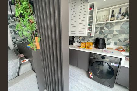 Apartamento para alugar com 56m², 2 quartos e 1 vaga Apartamento para alugar com 56m², 2 quartos e 1 vagaCozinha e Área de Serviço