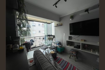 Sala de apartamento para alugar com 2 quartos, 56m² em Jardim Recanto Suave, Cotia